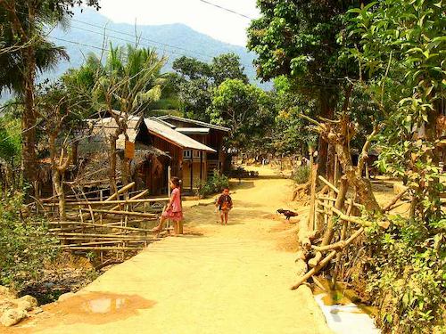 Segeln um die Welt - Laos